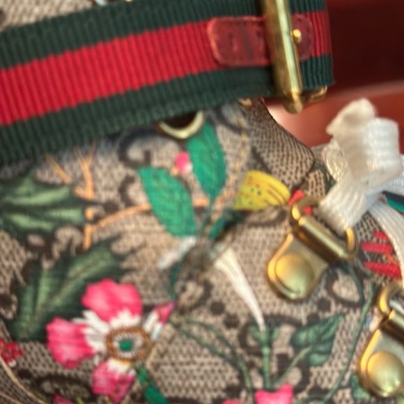 ❌SOLD❌GUCCI
GG Supreme Monogram Flora Lace Up Combat Ankle Boots 37 - Picture 11 of 12